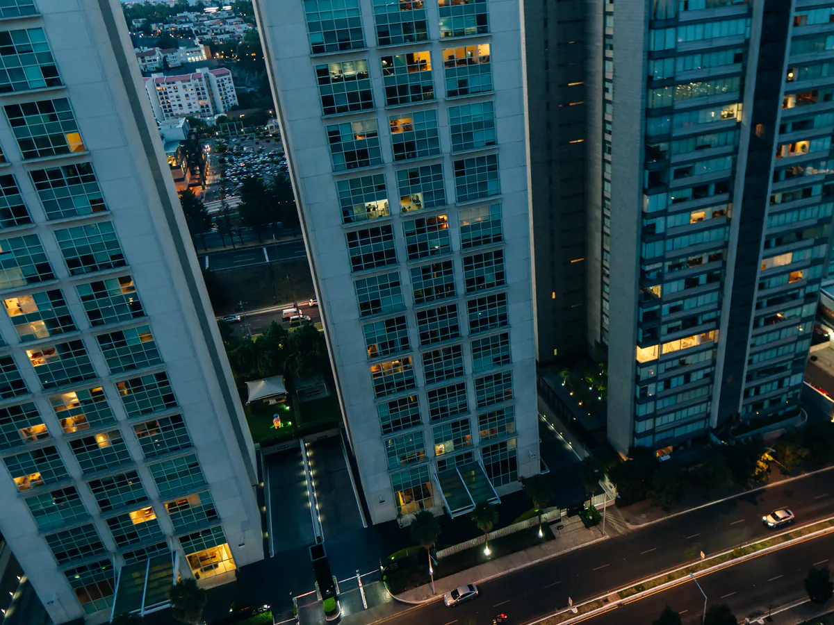 Distrito corporativo de Santa Fe representa infraestructura digital para empresas en México.